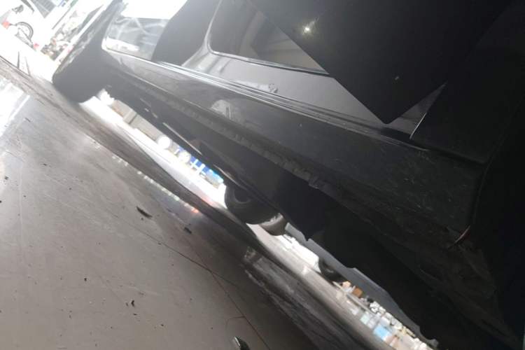 Used Buick GL8 2021 Land Cruiser Executive Class 652T Comfort Model Right Side Sill