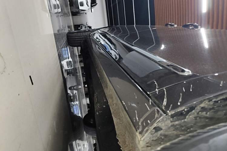 Used Buick GL8 2021 Land Cruiser Executive Class 652T Luxury Model Right Side Sill