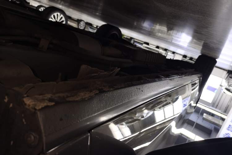 Used Buick GL8 2021 ES Landtrek 653T Luxury Model Right Side Sill