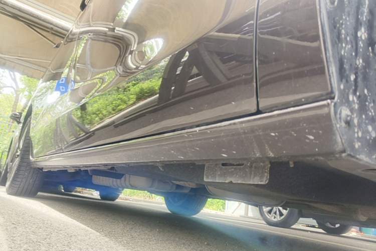 Used Buick GL8 2021 ES Landtrek 653T Luxury Model Right Side Sill