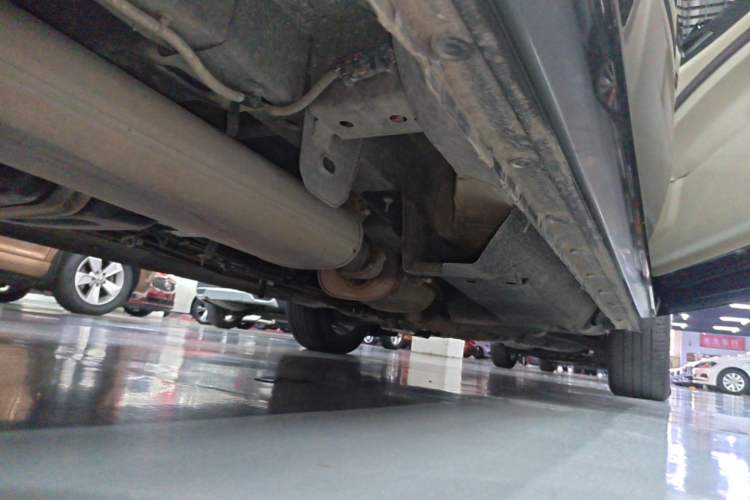 Used Buick GL8 2021 Land Cruiser Executive Class 652T Comfort Model Right Side Sill