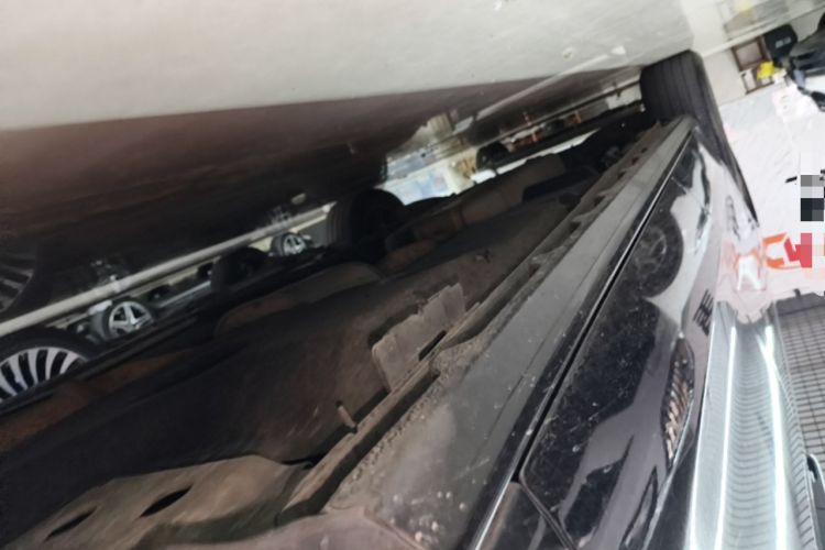 Used Buick GL8 2021 ES Land Cruiser 653T Luxury Edition Right Side Sill