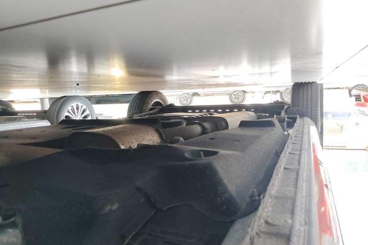 Used Buick GL8 2021 Land Cruiser Executive Class 652T Luxury Model Right Side Sill