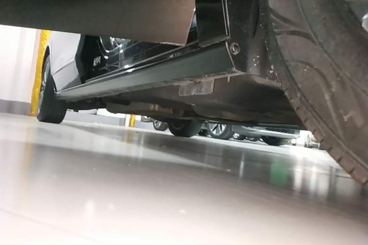 Used Buick GL8 2021 ES Land Cruiser 653T Flagship Model Right Side Sill