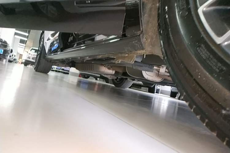 Used Buick GL8 2021 ES Landtrek 653T Luxury Model Right Side Sill