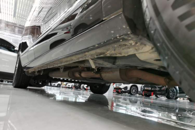 Used Buick GL8 2021 Land Cruiser Executive 652T Premium Model Right Side Sill