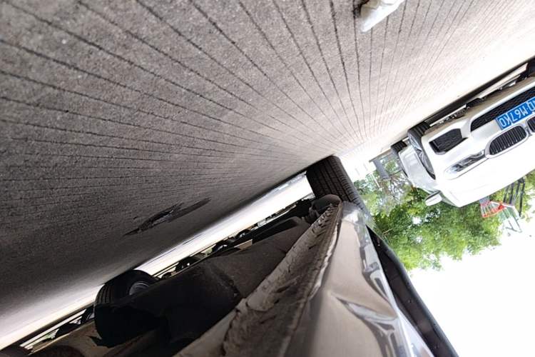 Used Buick GL8 2021 Land Cruiser Executive Class 652T Comfort Model Right Side Sill
