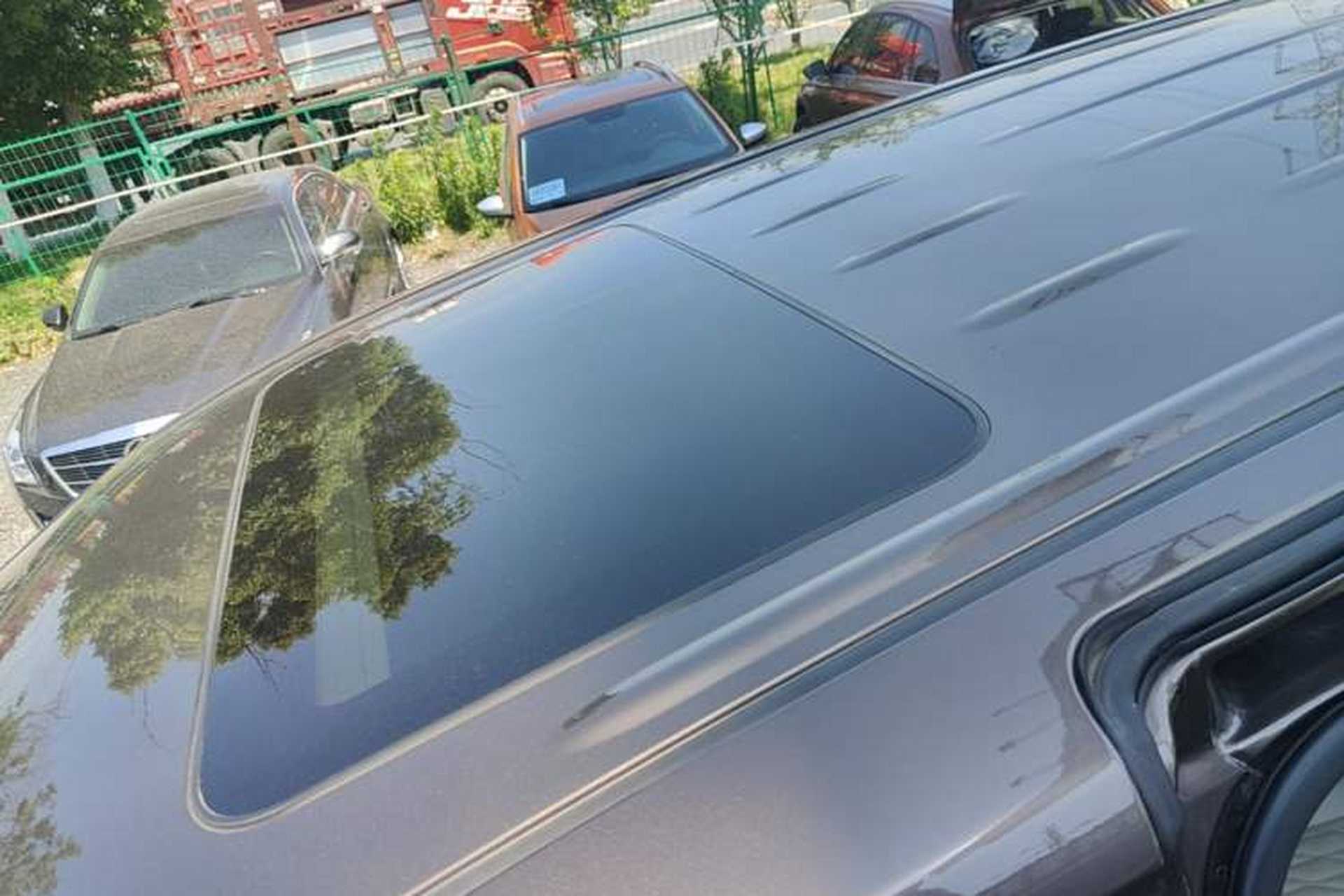Used Buick GL8 2021 Land Cruiser Executive Class 652T Smart Luxury Model Roof