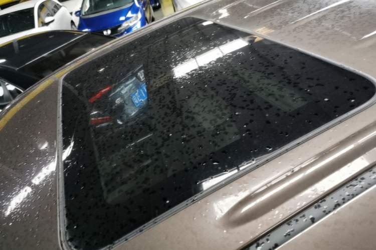 Used Buick GL8 2021 Land Cruiser Executive Class 652T Luxury Model Roof
