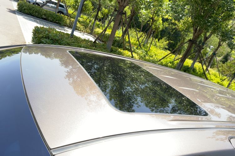 Used Buick GL8 2021 Land Cruiser Executive Class 652T Luxury Model Roof
