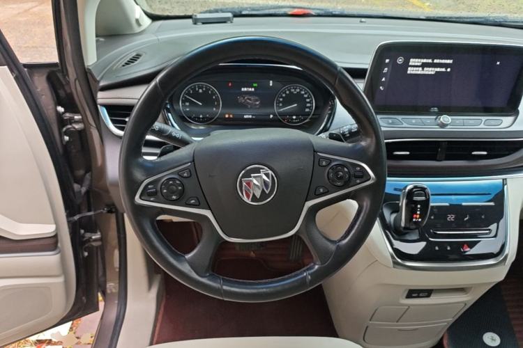 Used Buick GL8 2021 Land Cruiser Executive Class 652T Smart Luxury Model Steering Wheel