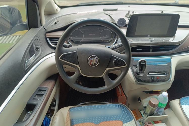 Used Buick GL8 2021 Land Cruiser Executive Class 652T Comfort Model Steering Wheel