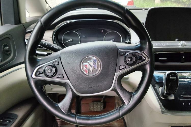 Used Buick GL8 2021 Land Cruiser Executive 652T Premium Model Steering Wheel