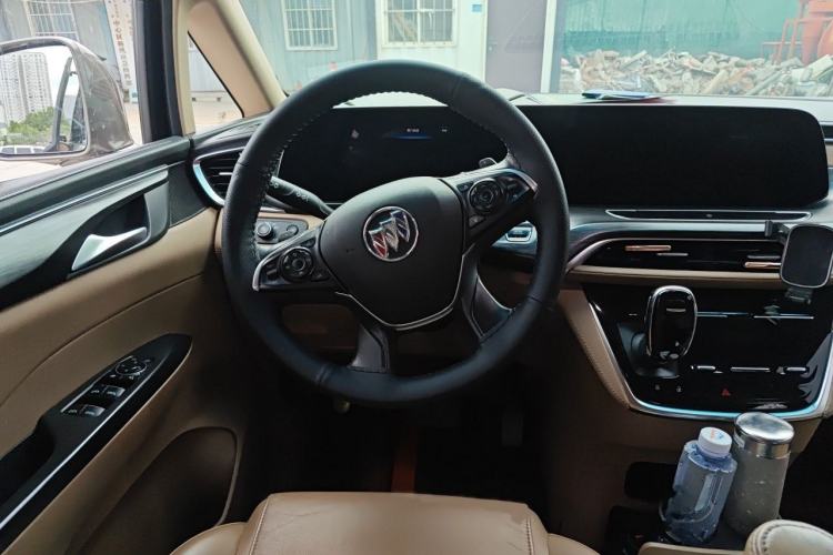 Used Buick GL8 2021 ES Landtrek 653T Luxury Model Steering Wheel