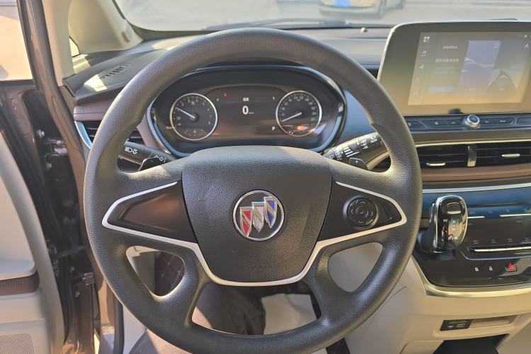 Used Buick GL8 2021 Land Cruiser Executive Class 652T Comfort Model Steering Wheel