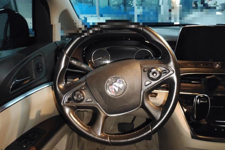 Used Buick GL8 2021 Land Cruiser Executive Class 652T Luxury Model Steering Wheel