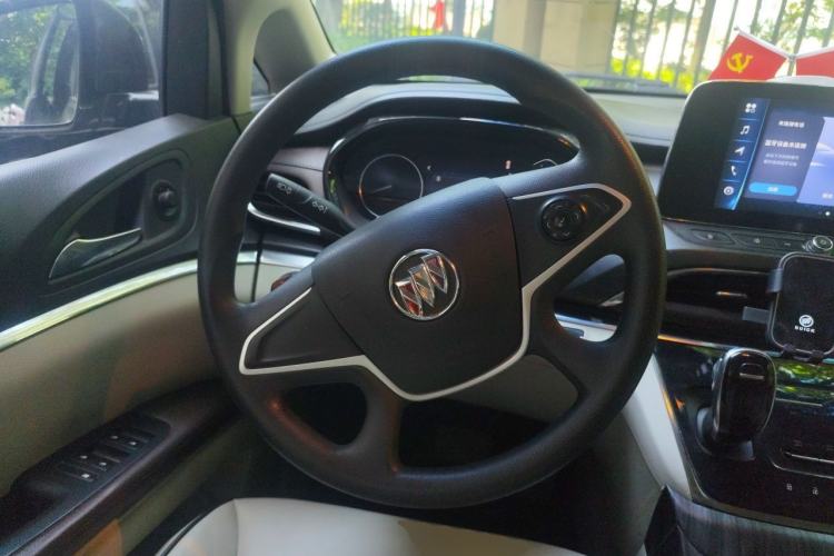 Used Buick GL8 2021 Land Cruiser Executive Class 652T Comfort Model Steering Wheel