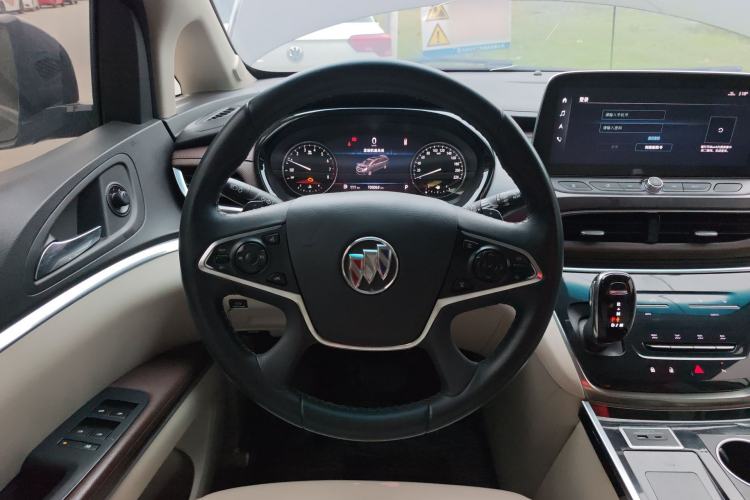 Used Buick GL8 2021 Land Cruiser Executive Class 652T Luxury Model Steering Wheel