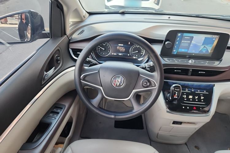 Used Buick GL8 2021 Land Cruiser Executive Class 652T Comfort Model Steering Wheel