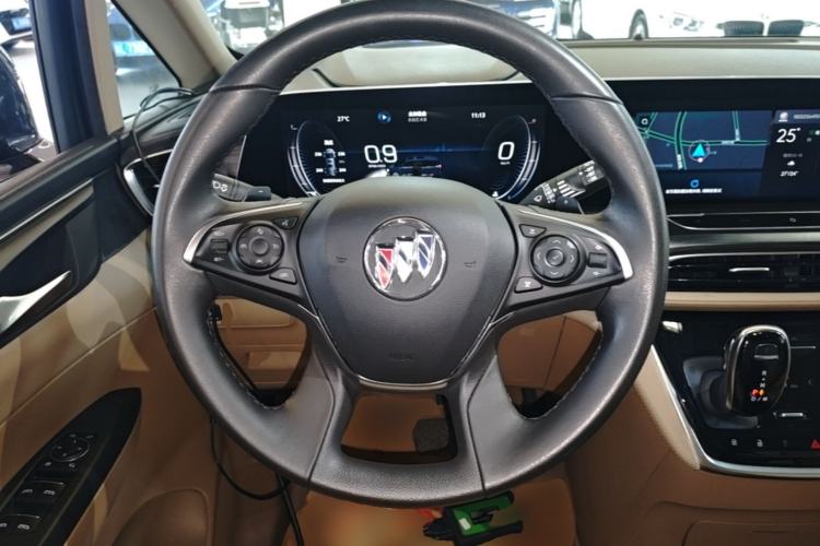 Used Buick GL8 2021 ES Land Cruiser 653T Luxury Edition Steering Wheel