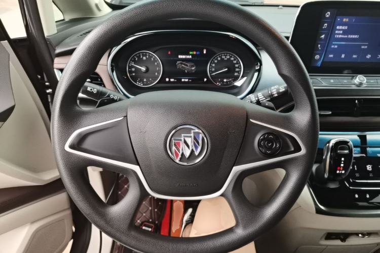 Used Buick GL8 2021 Land Cruiser Executive Class 652T Comfort Model Steering Wheel