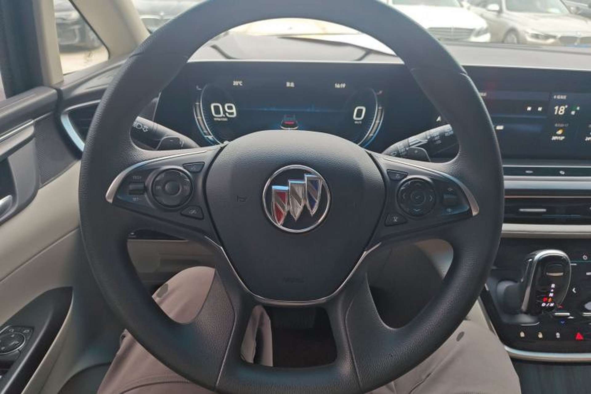 Used Buick GL8 2021 ES Landtrek 653T Comfort Edition Steering Wheel