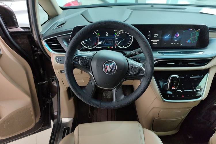Used Buick GL8 2021 ES Landtrek 653T Luxury Model Steering Wheel