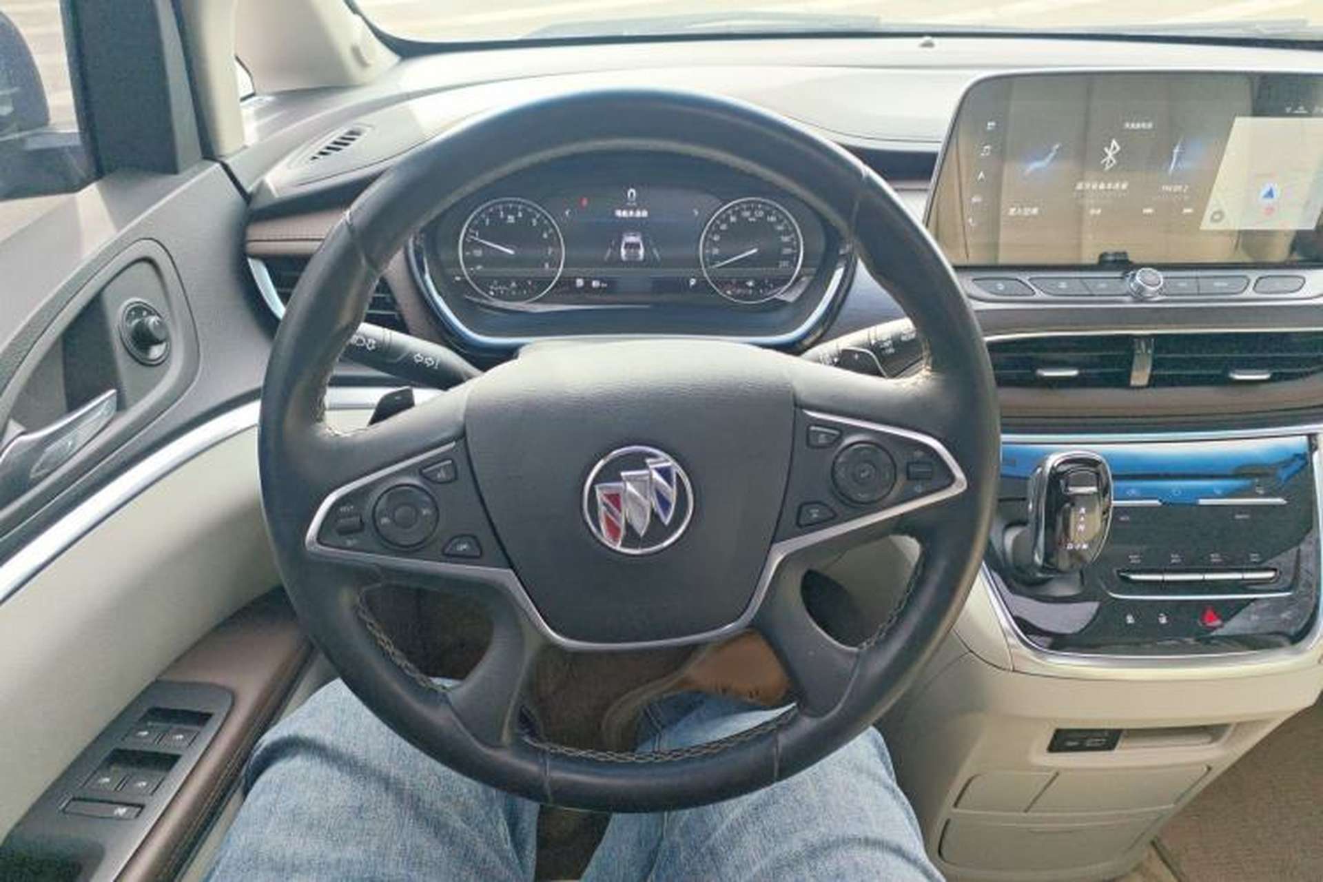 Used Buick GL8 2021 Land Cruiser Executive 652T Premium Model Steering Wheel