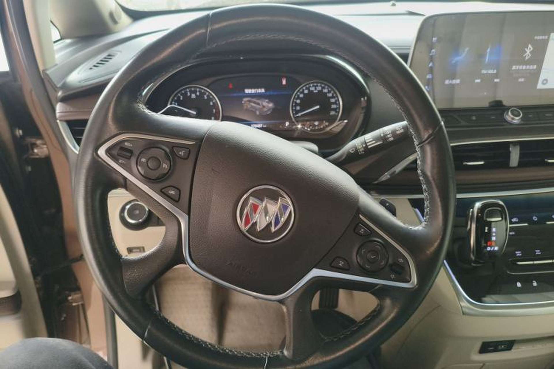 Used Buick GL8 2021 Land Cruiser Executive 652T Premium Model Steering Wheel