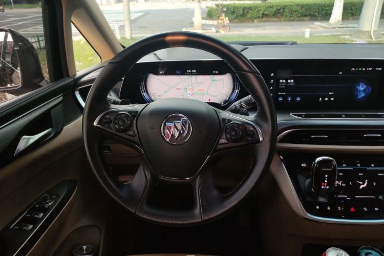 Used Buick GL8 2021 ES Land Cruiser 653T Luxury Edition Steering Wheel