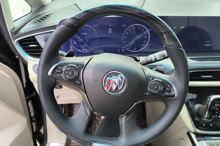 Used Buick GL8 2021 ES Landtrek 653T Comfort Edition Steering Wheel