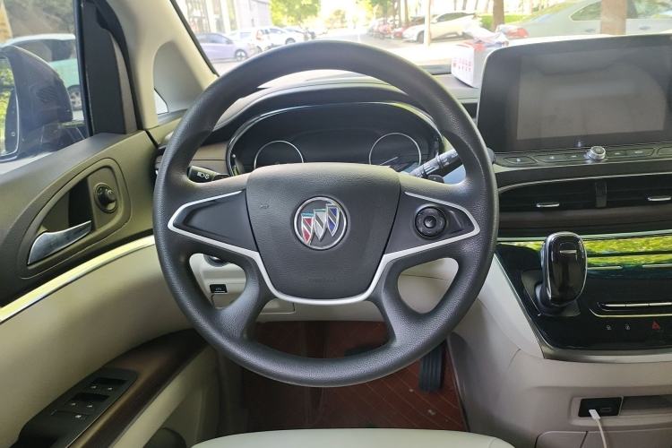 Used Buick GL8 2021 Land Cruiser Executive Class 652T Comfort Model Steering Wheel