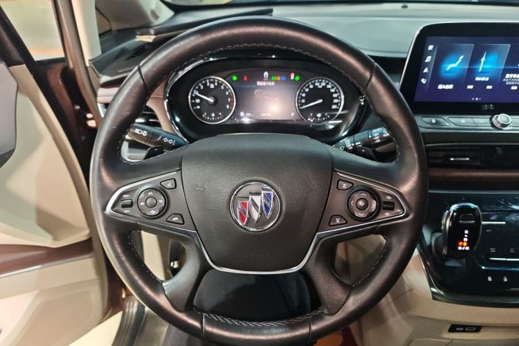 Used Buick GL8 2021 Land Cruiser Executive Class 652T Smart Luxury Model Steering Wheel