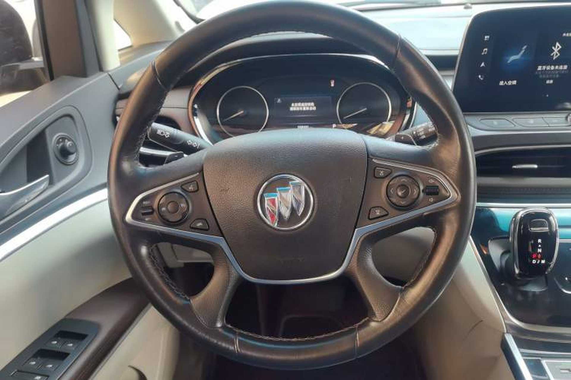 Used Buick GL8 2021 Land Cruiser Executive Class 652T Luxury Model Steering Wheel