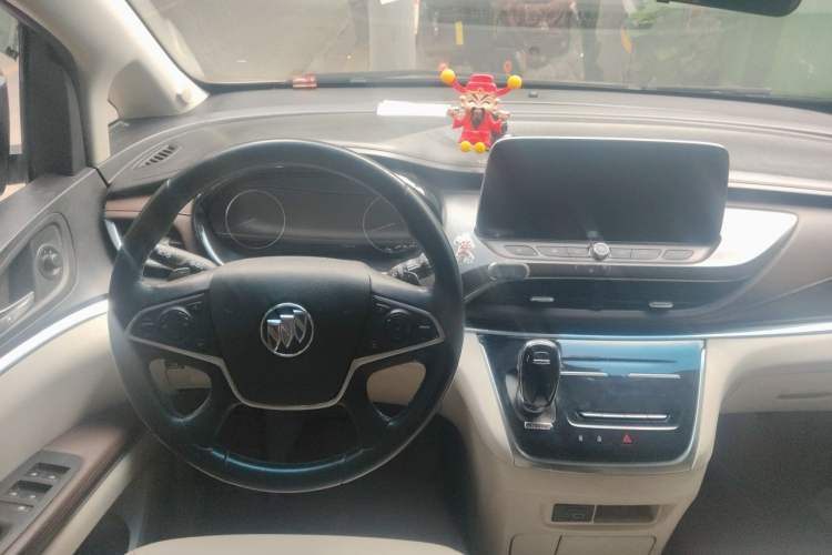 Used Buick GL8 2021 Land Cruiser Executive 652T Premium Model Steering Wheel