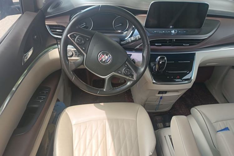 Used Buick GL8 2021 Land Cruiser Executive Class 652T Luxury Model Steering Wheel