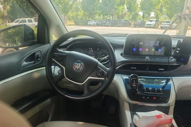 Used Buick GL8 2021 Land Cruiser Executive Class 652T Comfort Model Steering Wheel