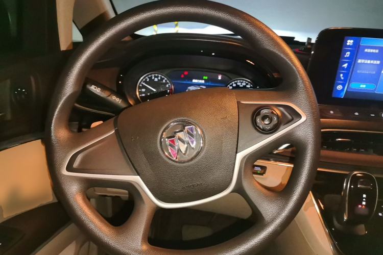 Used Buick GL8 2021 Land Cruiser Executive Class 652T Comfort Model Steering Wheel