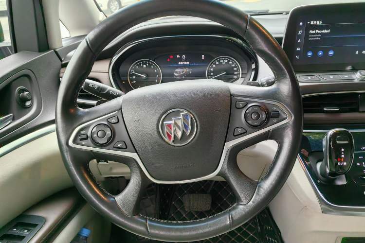 Used Buick GL8 2021 Land Cruiser Executive 652T Premium Model Steering Wheel