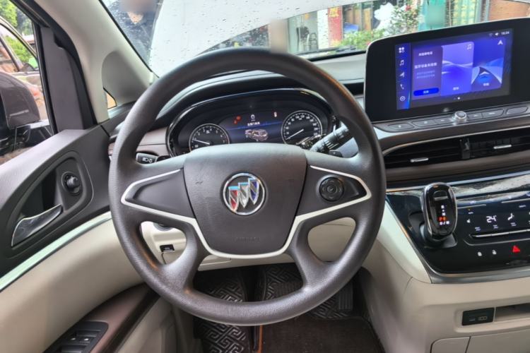 Used Buick GL8 2021 Land Cruiser Executive Class 652T Comfort Model Steering Wheel