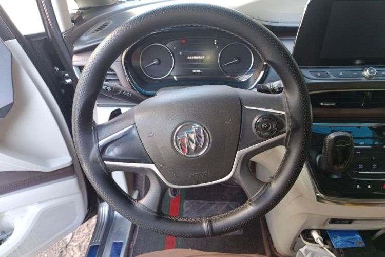 Used Buick GL8 2021 Land Cruiser Executive Class 652T Comfort Model Steering Wheel
