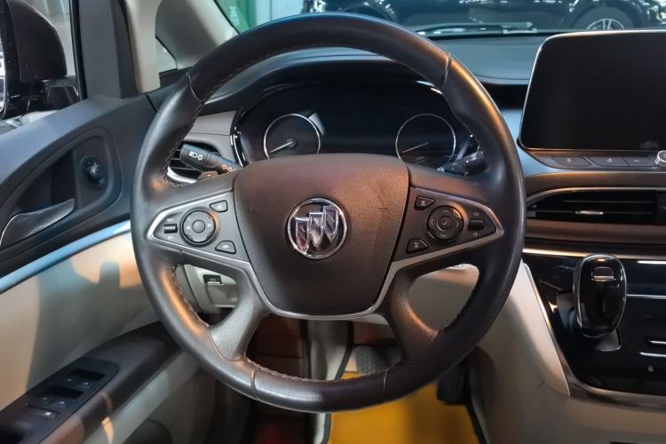 Used Buick GL8 2021 Land Cruiser Executive Class 652T Luxury Model Steering Wheel