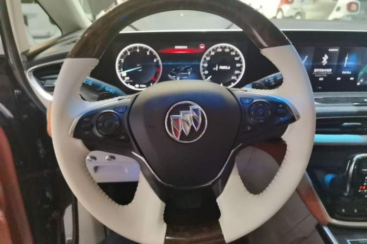 Used Buick GL8 2021 ES Landtrek 653T Comfort Edition Steering Wheel