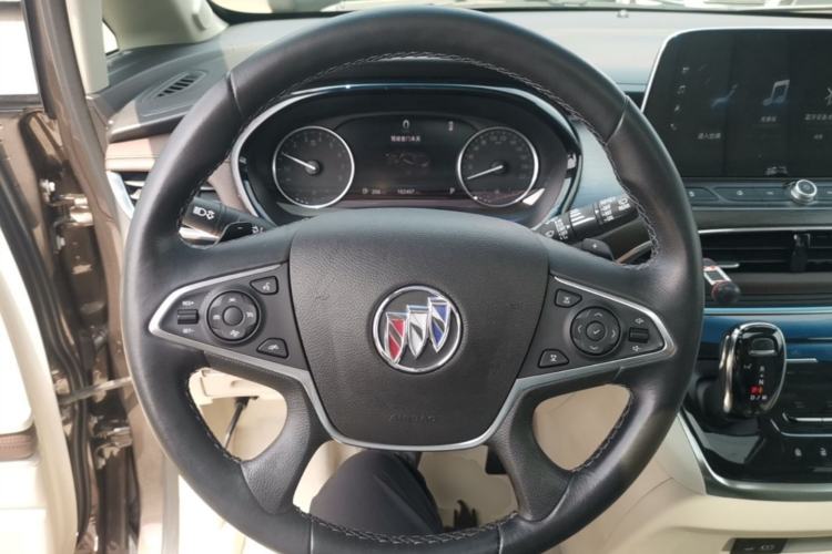 Used Buick GL8 2021 Land Cruiser Executive Class 652T Smart Luxury Model Steering Wheel
