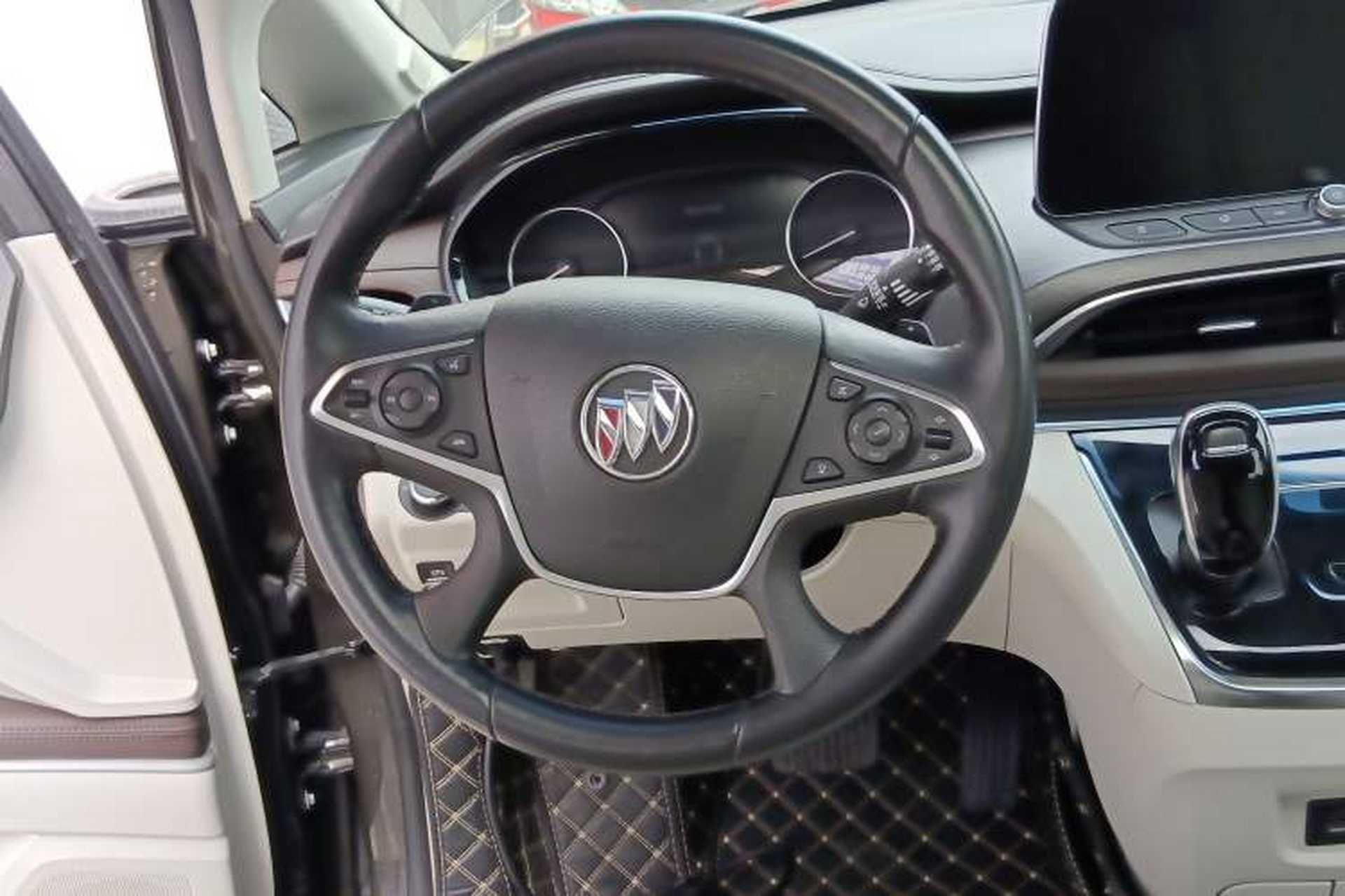 Used Buick GL8 2021 Land Cruiser Executive Class 652T Luxury Model Steering Wheel