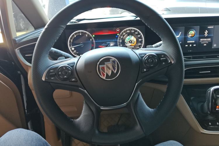 Used Buick GL8 2021 ES Land Cruiser 653T Luxury Edition Steering Wheel