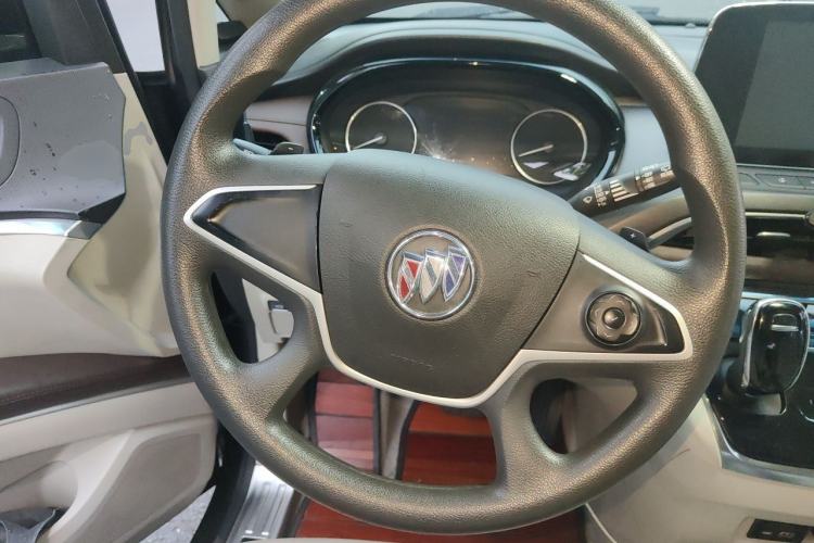 Used Buick GL8 2021 Land Cruiser Executive Class 652T Comfort Model Steering Wheel