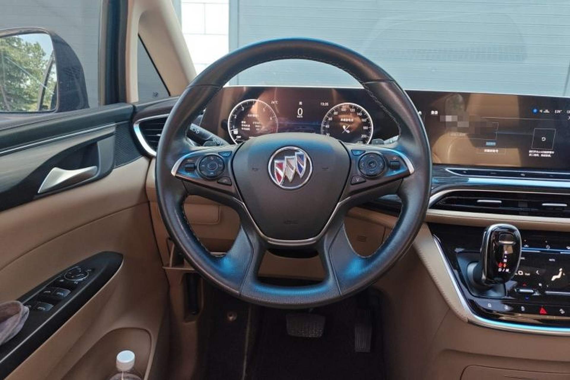 Used Buick GL8 2021 ES Landtrek 653T Luxury Model Steering Wheel