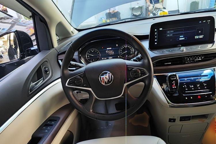 Used Buick GL8 2021 Land Cruiser Executive 652T Premium Model Steering Wheel