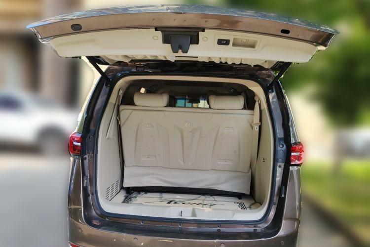 Used Buick GL8 2021 Land Cruiser Executive Class 652T Comfort Model Trunk